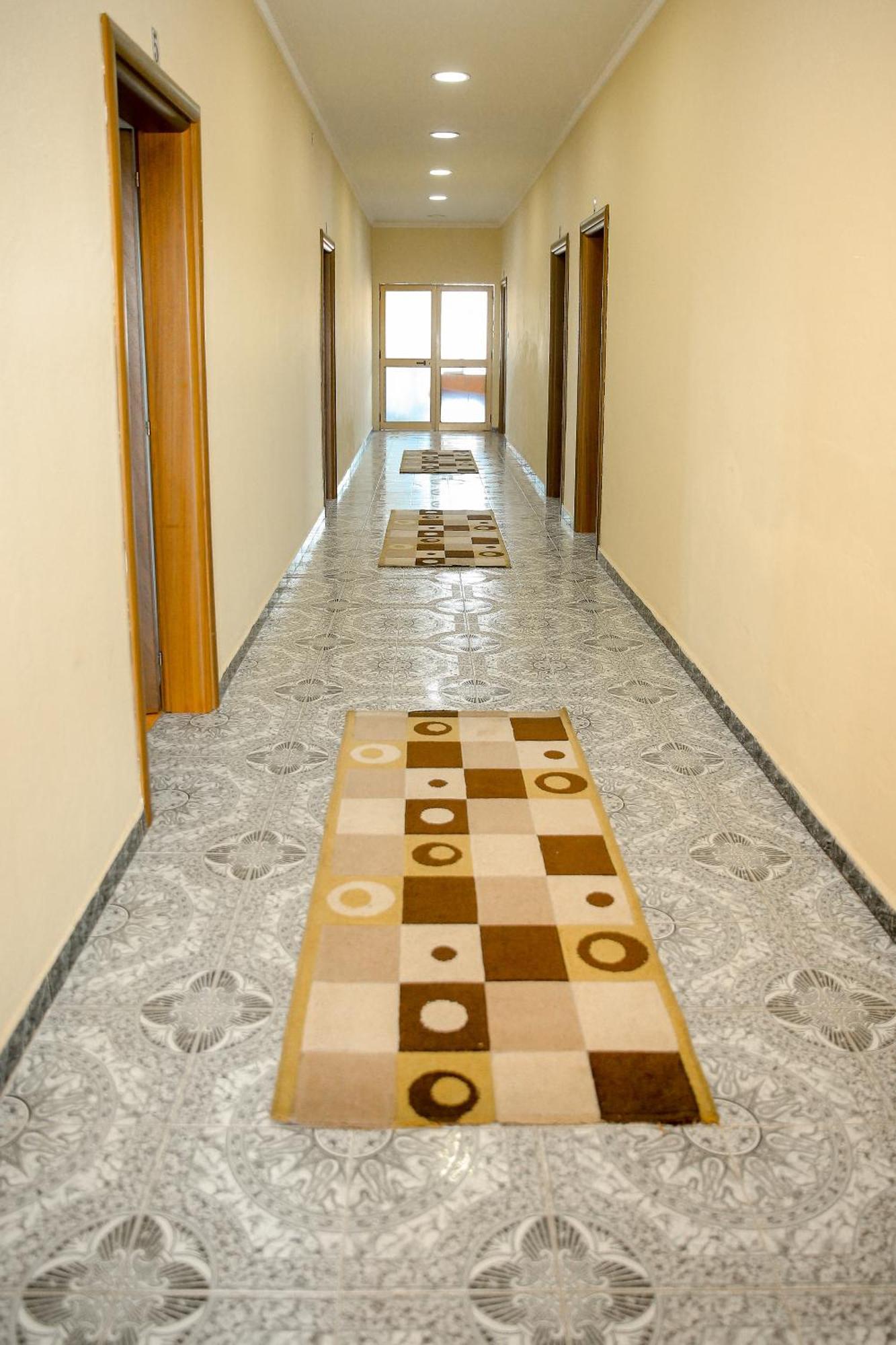 Hotel Ambasador Bahçallëk Εξωτερικό φωτογραφία