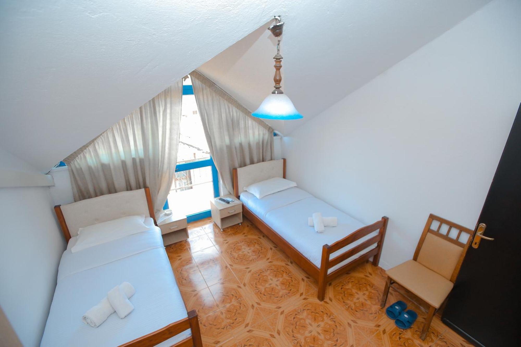 Hotel Ambasador Bahçallëk Εξωτερικό φωτογραφία