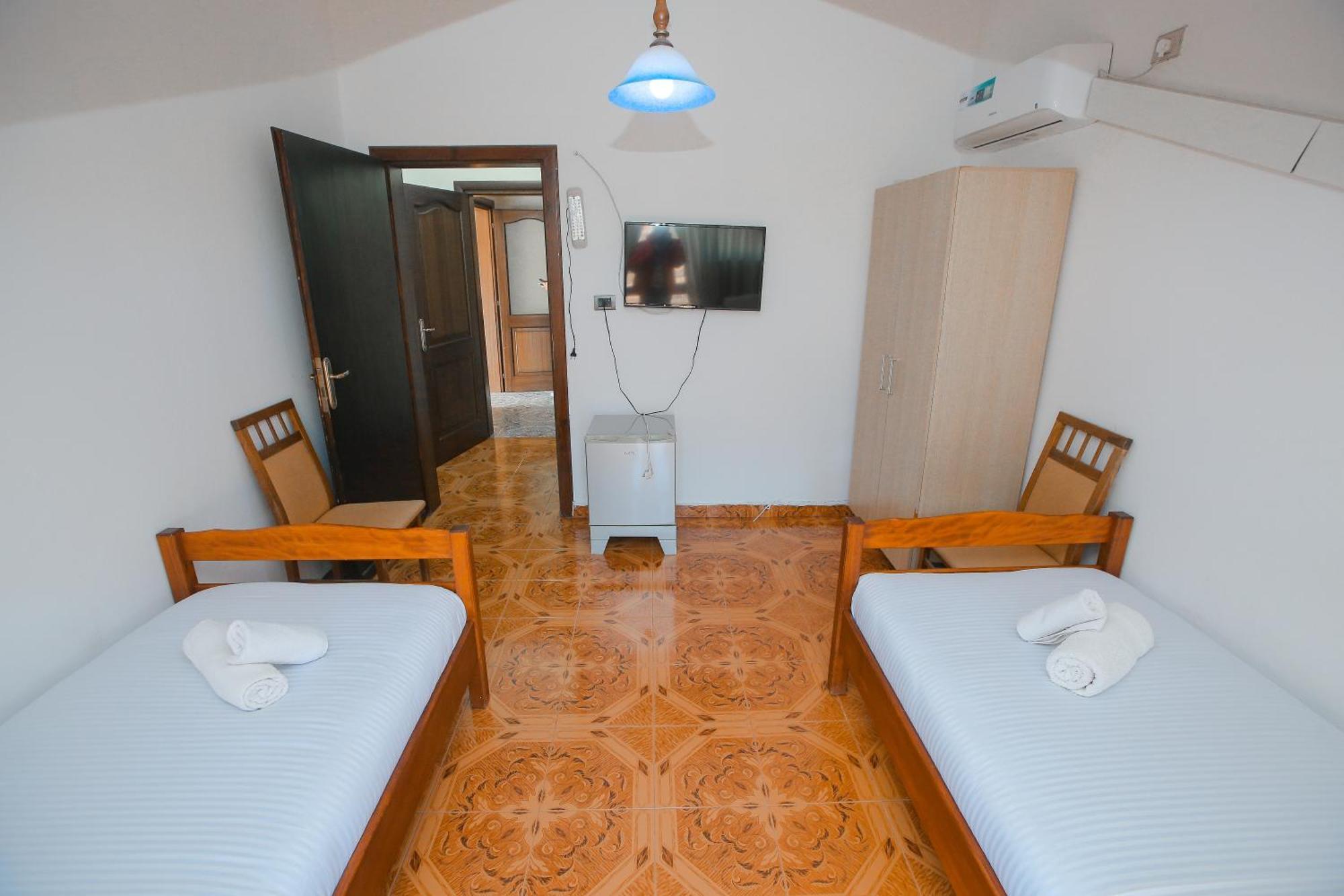 Hotel Ambasador Bahçallëk Εξωτερικό φωτογραφία