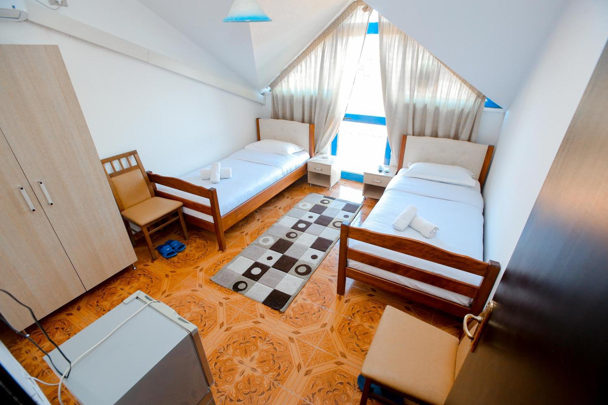 Hotel Ambasador Bahçallëk Εξωτερικό φωτογραφία