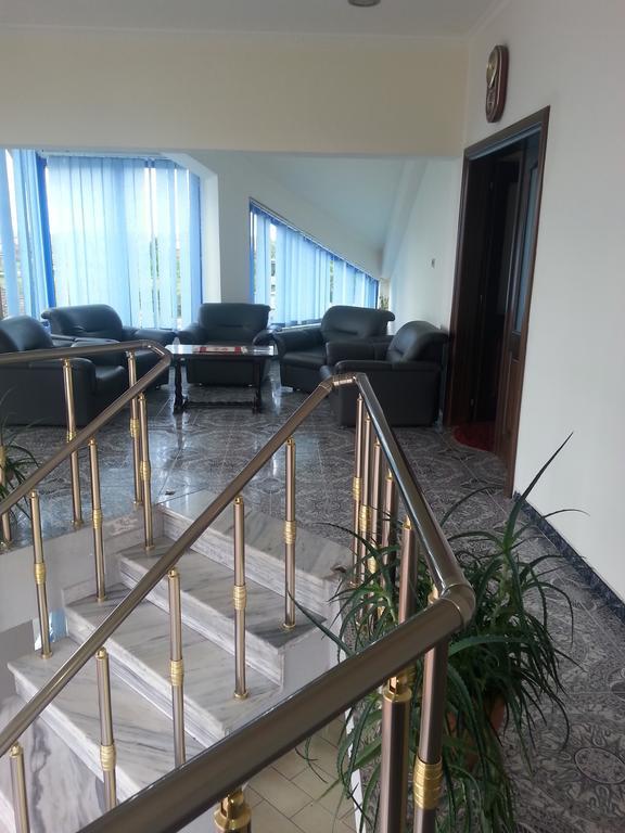 Hotel Ambasador Bahçallëk Εξωτερικό φωτογραφία